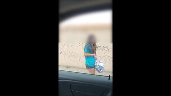 Street collector preys on youthfull and innocent girl