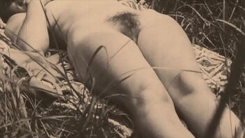 Fantastic vintage naturist photos from the early 20th century.